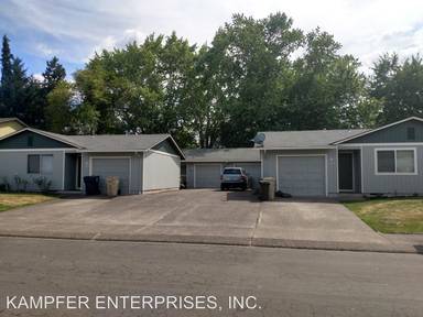 Main picture of 1708 Del Rio Ave SE
