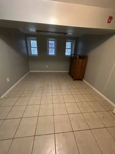 Main picture of 1315 W Roosevelt Blvd