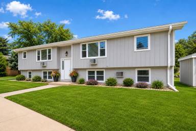 Main picture of 615 W Bennett St