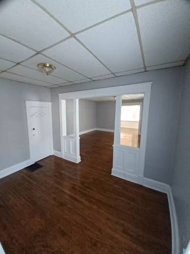 Main picture of 2304 E Memorial Dr
