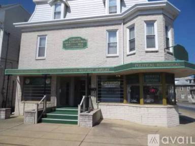 Main picture of 305 Hummel Ave