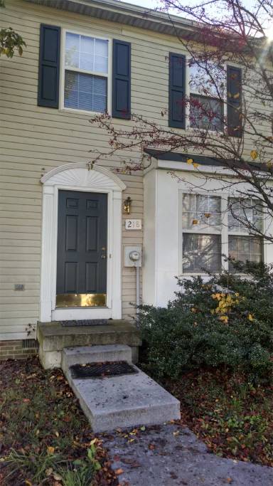 Main picture of 216 Sherando Cir