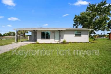 Main picture of 211 E Jasmine Rd