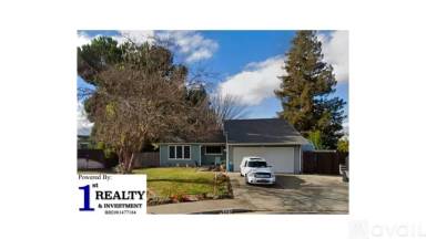 Main picture of 654 Ithica Ct