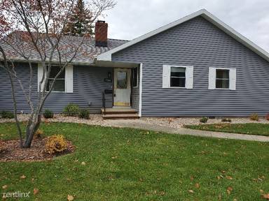 Main picture of 2701 N Viola St