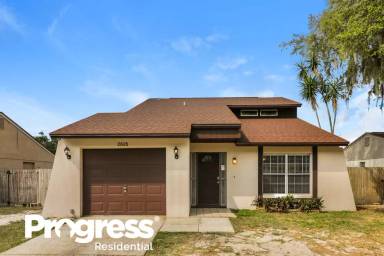 Main picture of 2825 Cedaridge Dr