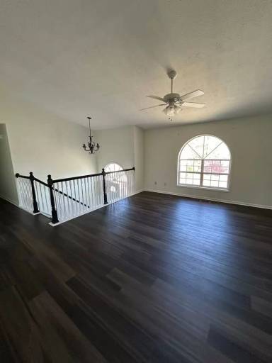 Main picture of 729 Almon Rd