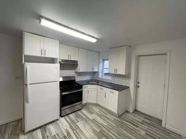 Main picture of 207 Claremont Ave