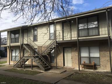 Main picture of 2408 Bandera Dr