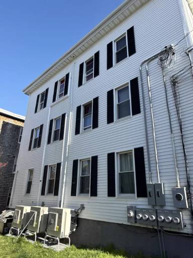 Main picture of 358 N Front St