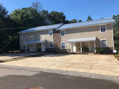 Main picture of HICKORY AVENUE