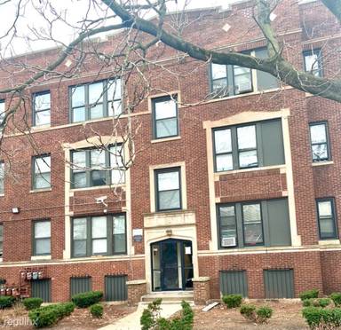 Main picture of 7436 S Kingston Ave