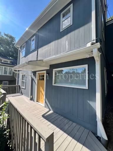 Main picture of 1326 W 1st St