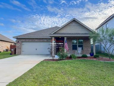 Main picture of 1922 Cambridge Park Dr