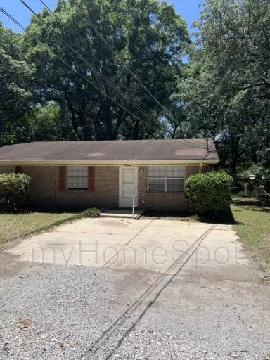 Main picture of 4609A Saufley Field Rd