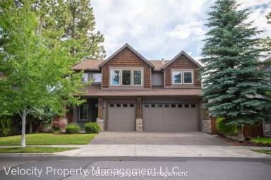 Main picture of 19953 Porcupine Dr