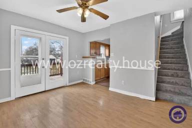 Main picture of 3377 Lagrange St