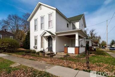 Main picture of 30 N Center St