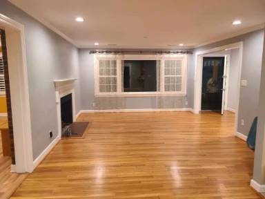Main picture of 1210 Riverside Dr