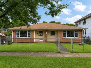 Main picture of 218 Glendale Ave