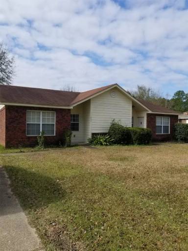 Main picture of 829 Latimer Rd