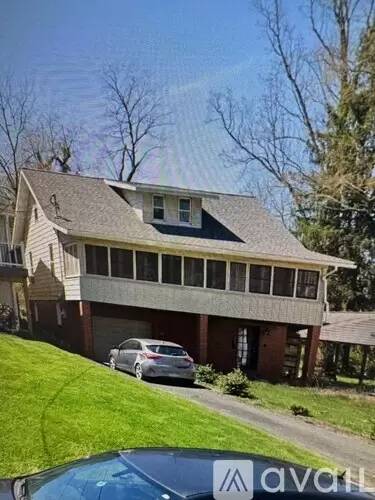 Main picture of 17 W Park Ave