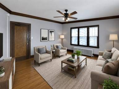 Main picture of 4112 Chicago Ave