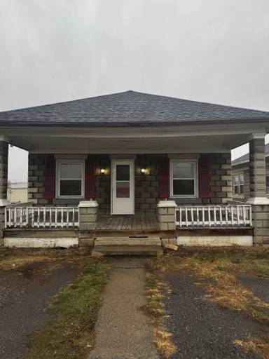 Main picture of 401 Eagle School Rd