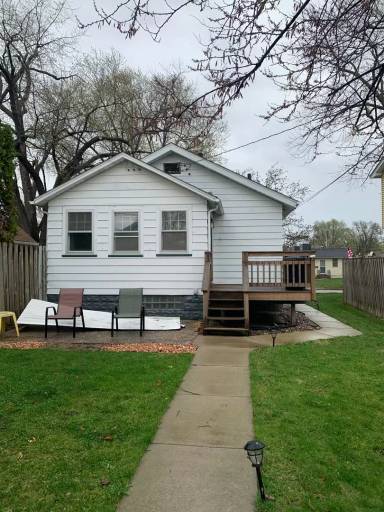 Main picture of 2204 42nd St