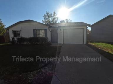 Main picture of 604 Andrea St