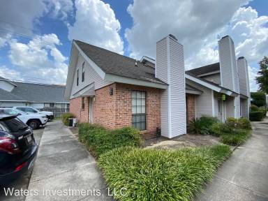 Main picture of 8335 Summa Ave