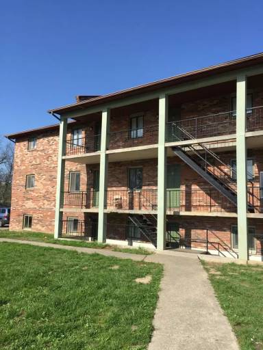 Main picture of 25 Village Dr