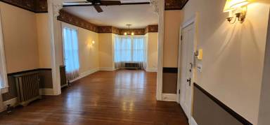 Main picture of 418 N Benton Ave