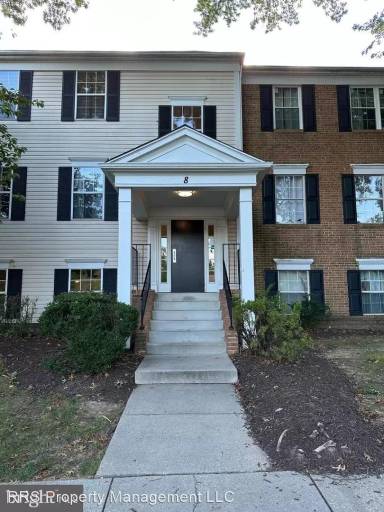 Main picture of 8 Normandy Square Ct