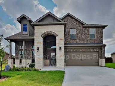 Main picture of 2904 Pondside Ln