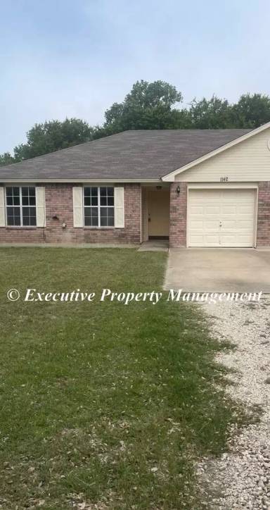 Main picture of 1102 County Road 4804