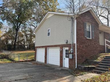 Main picture of 185 Kings Deer Dr