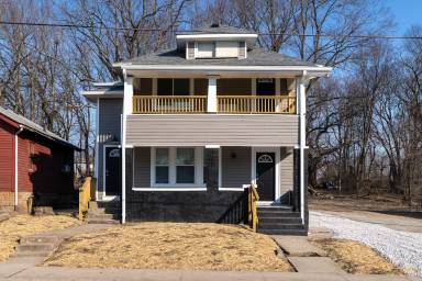 Main picture of 646 W 30th St