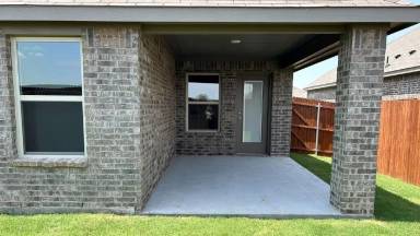 Main picture of 216 Happywell Ln