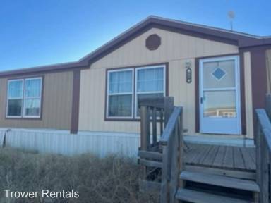 Main picture of 460 S Lisa Ave