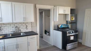 Main picture of 127 Bostwick Ave