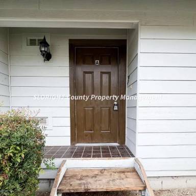 Main picture of 122 Vine St