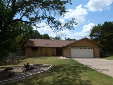 Main picture of 1502 Cedar Oaks Ln