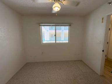 Main picture of 1090 Ala Napunani St