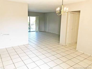 Main picture of Dadeland Grove