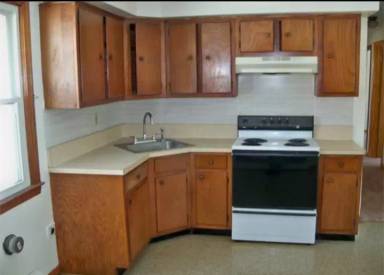 Main picture of 12 Maple Ave