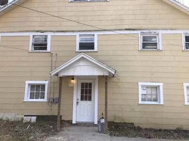 Main picture of 350 1/2 Hacker Rd