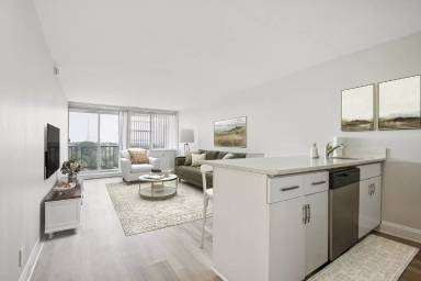 Main picture of Chestnut Hill Tower