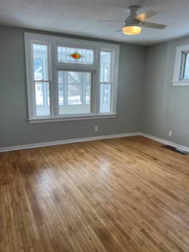 Main picture of 967 Jessamine Ave E