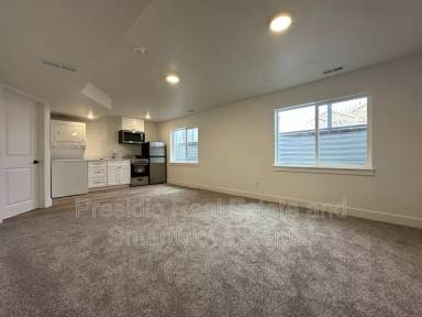 Main picture of 719 N 160 E